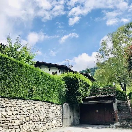 Guesthost - Casa Carola - Lovely Flat! クールマイユール