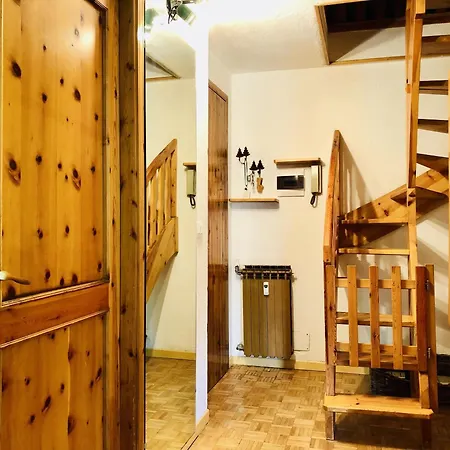 Guesthost - Casa Carola - Lovely Flat! Apartment Courmayeur